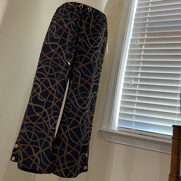 NWT Michael Kors MK lightweight dress capris - Picture 5 of 9